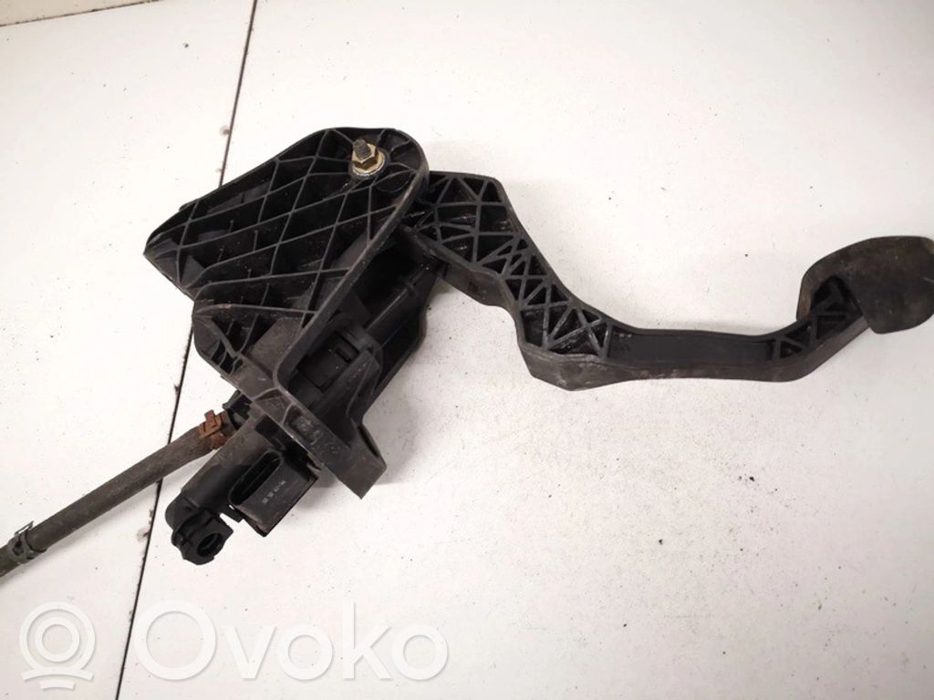 Volkswagen Golf VI Główny cylinder sprzęgła 