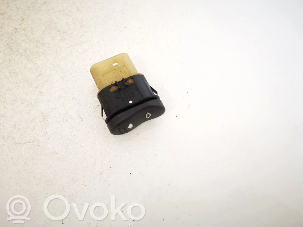 Ford Focus Electric window control switch 