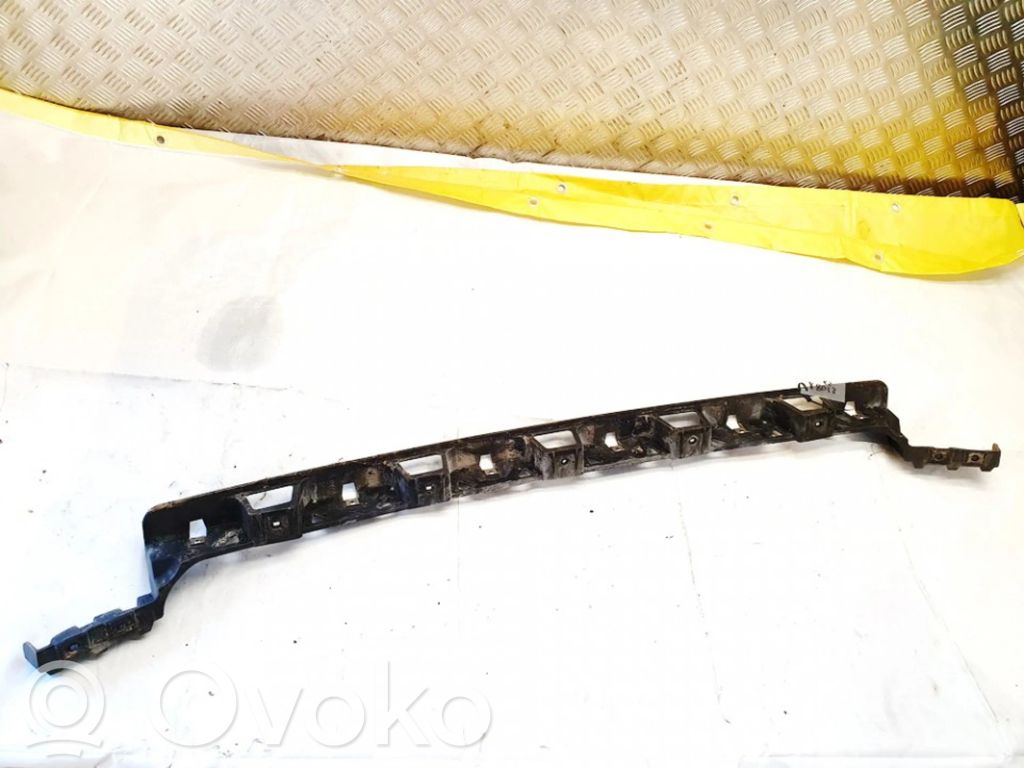 Takapuskurin kannake   8Z0807855A,8Z0807855A