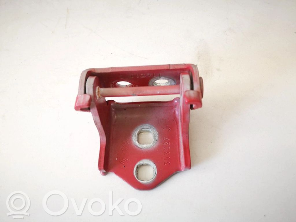Renault Twingo II Front door upper hinge 