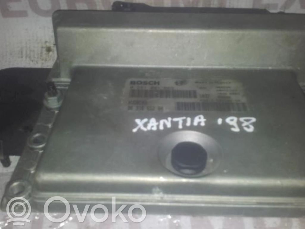 Citroen Xantia Engine control unit/module 