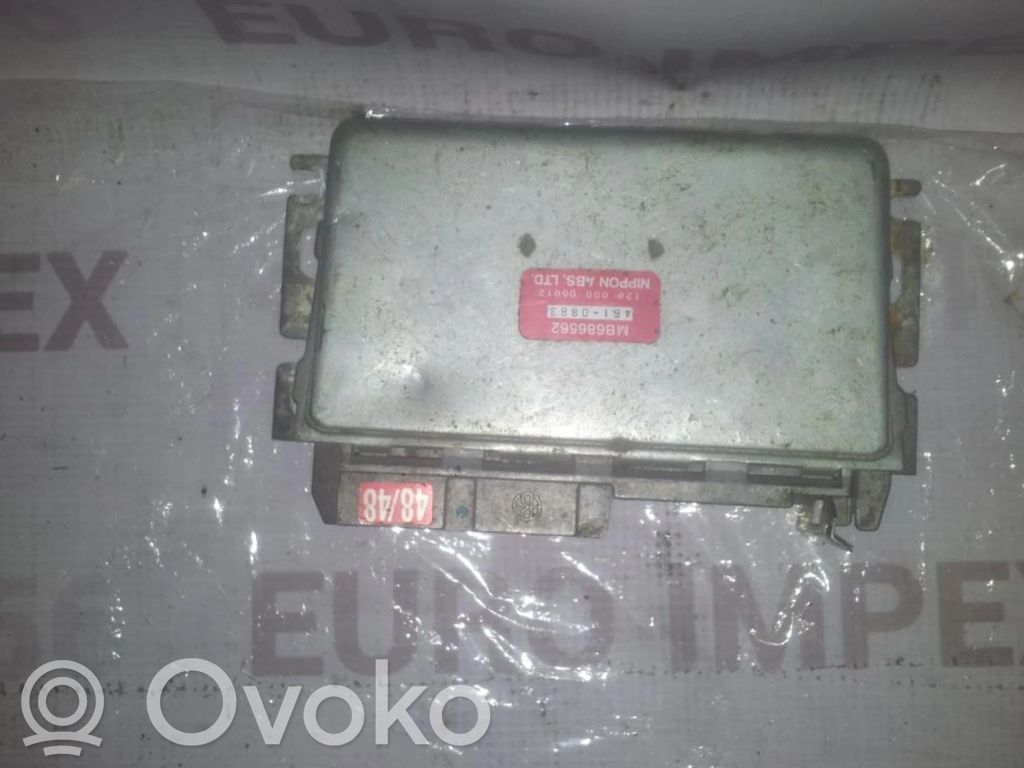 ABS control unit/module   MB686562,4610883,4610883,MB686562