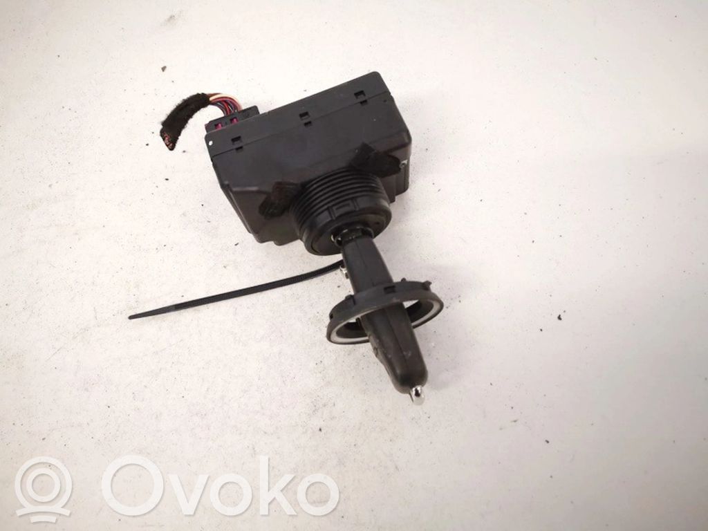 Virtalukko   3D0905865C,3D0955978B,3D0905865C,3D0955978B