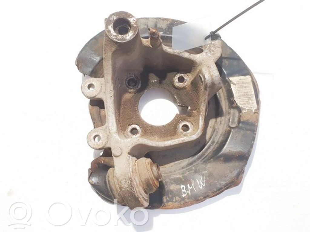 Rear wheel hub