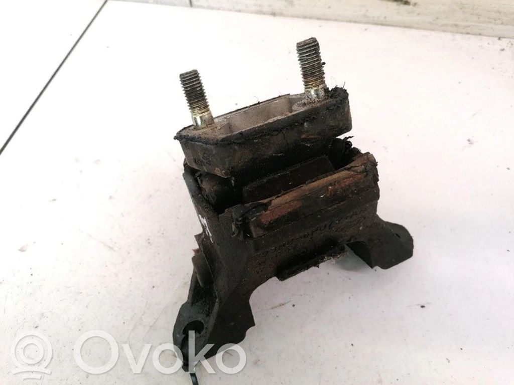 Ford Mondeo MK II Engine mount bracket 
