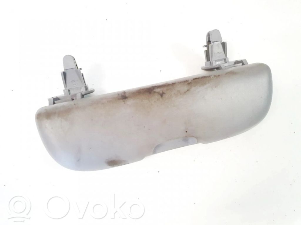 Nissan Primera Kita salono detalė 