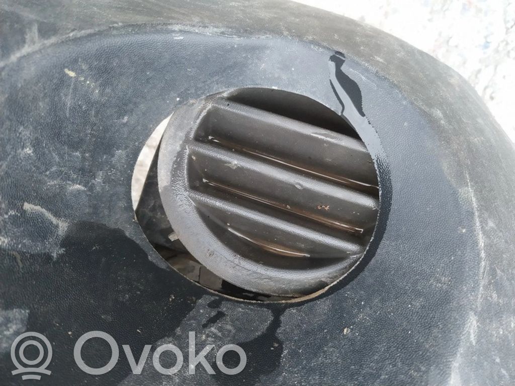 Front bumper lower grill