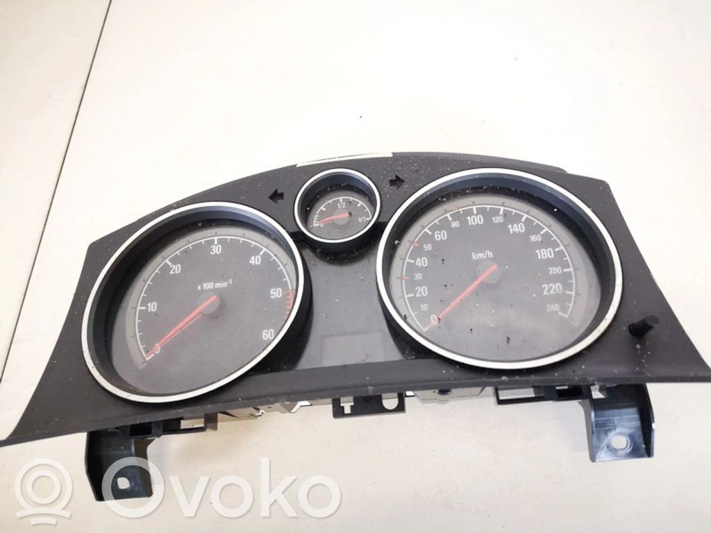 Opel Zafira B Tachimetro (quadro strumenti) 