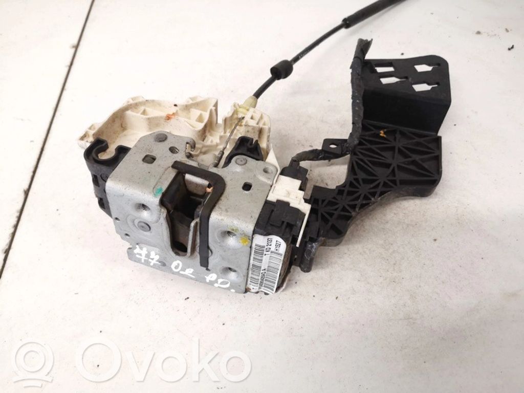 Chrysler Sebring (JS) Etuoven lukko 