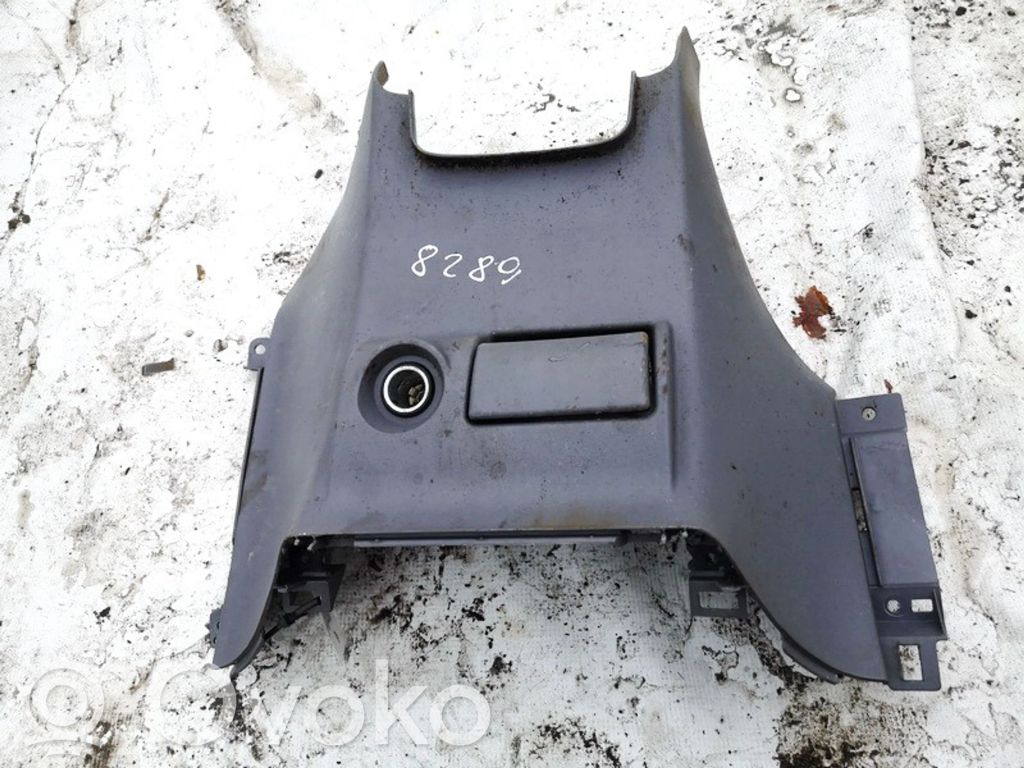 Nissan Almera Tino Otros repuestos del interior 