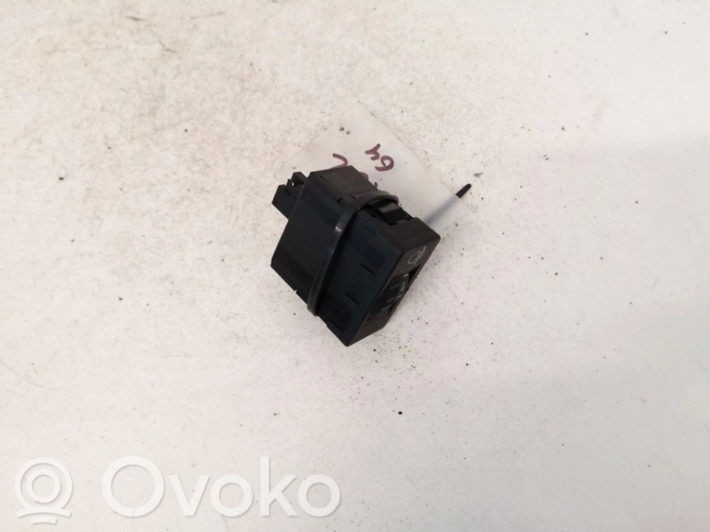 Peugeot 407 Interruttore di regolazione livello altezza dei fari