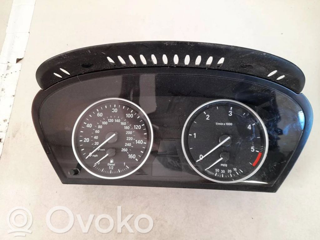 BMW X5 E70 Speedometer (instrument cluster) 