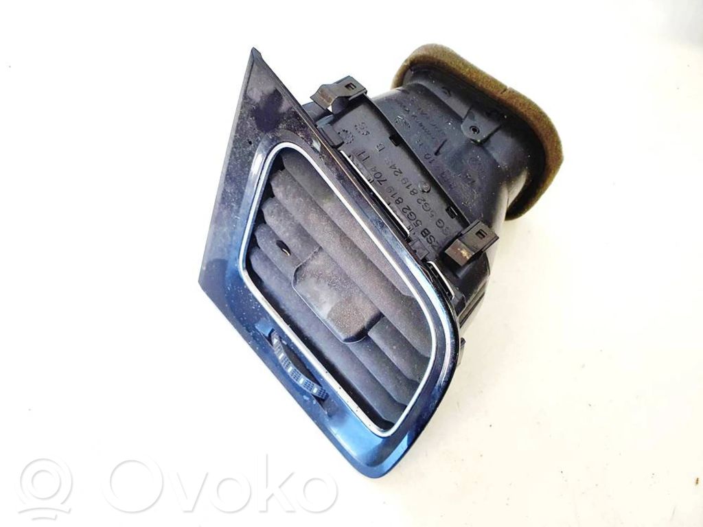 Volkswagen Golf VII Rejilla de ventilación central del panel 