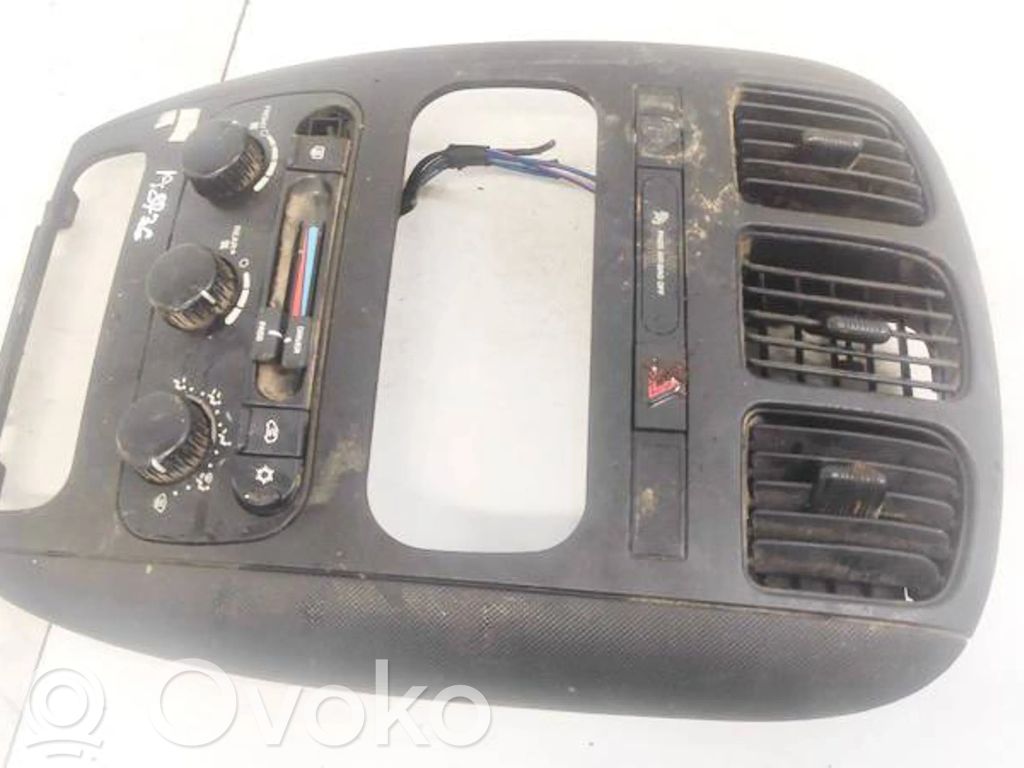 Dodge Grand Caravan Climate control unit 