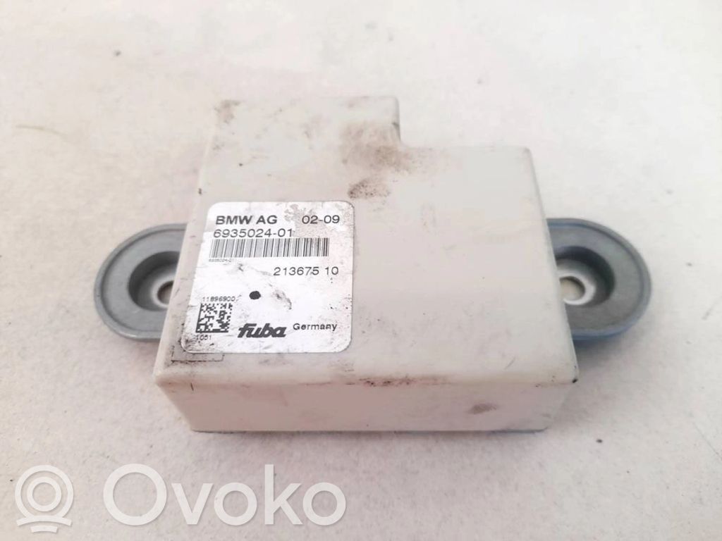BMW 5 E60 E61 Unitate control antenă 
