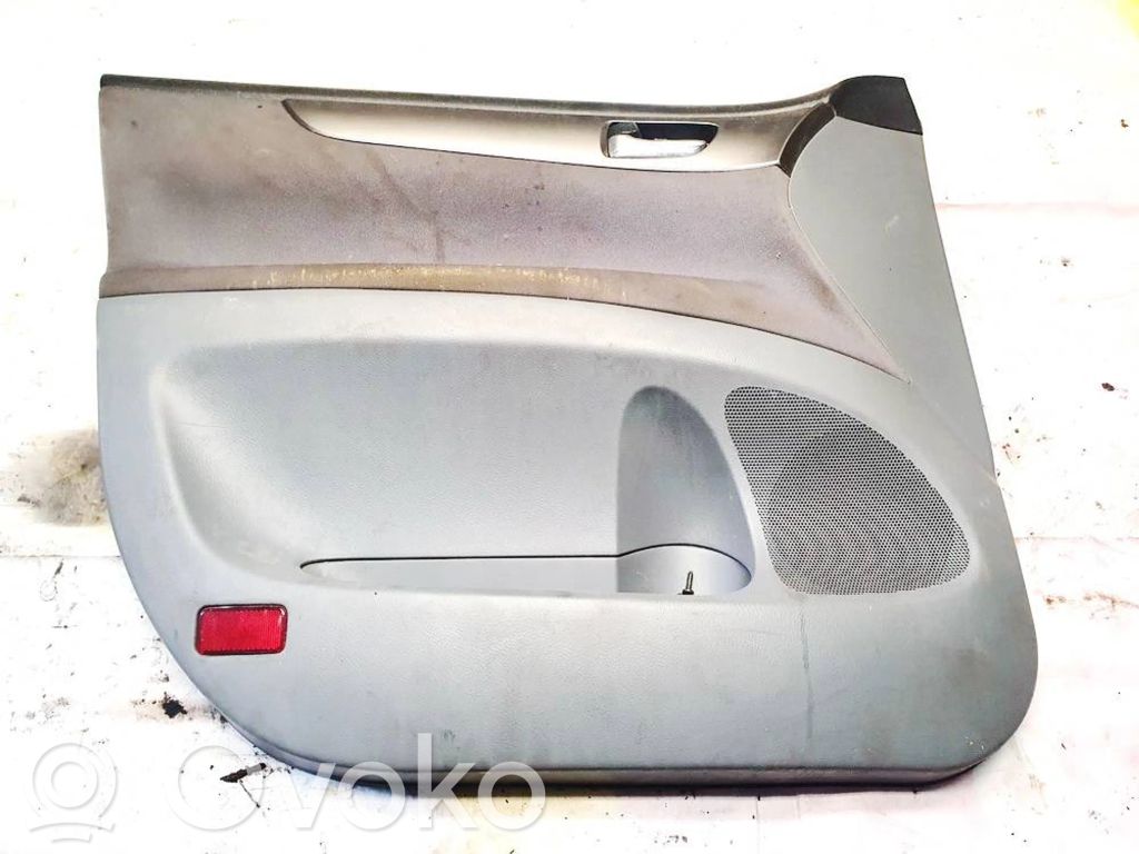 Toyota Avensis Verso Rivestimento del pannello della portiera anteriore 
