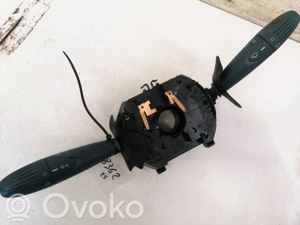 Fiat Doblo Bloc semnalizator și ștergător parbriz 