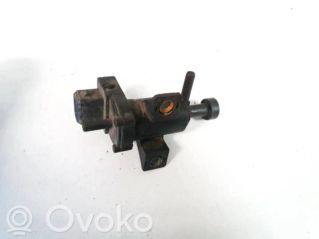 Renault Clio II Zawór podciśnienia / Elektrozawór turbiny 