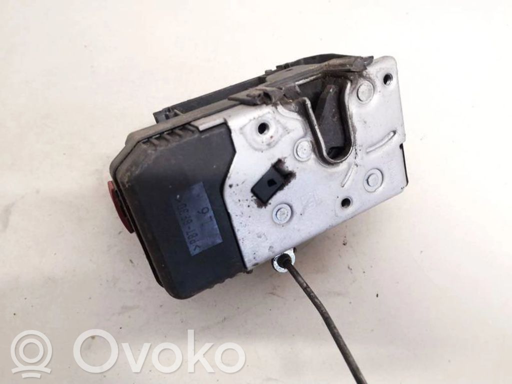 Opel Zafira A Încuietoare ușă față 