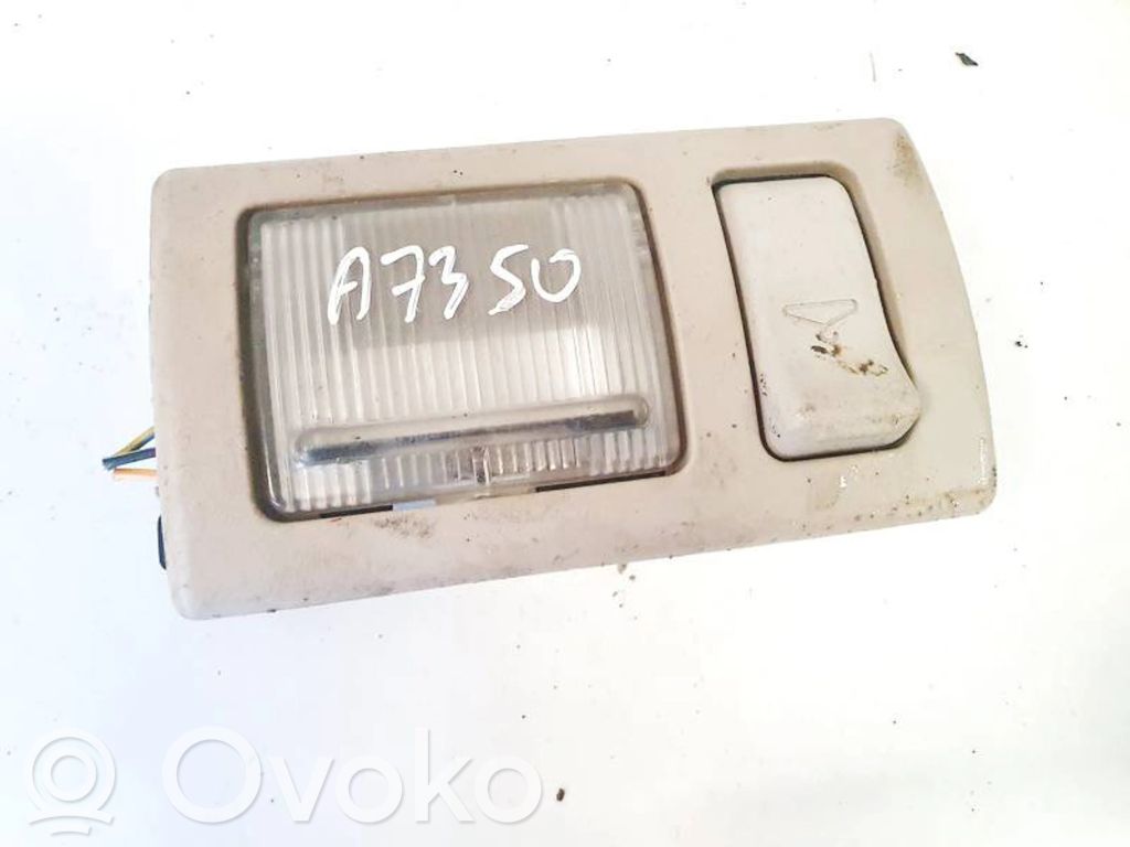 Chrysler Pacifica Luz del asiento delantero 