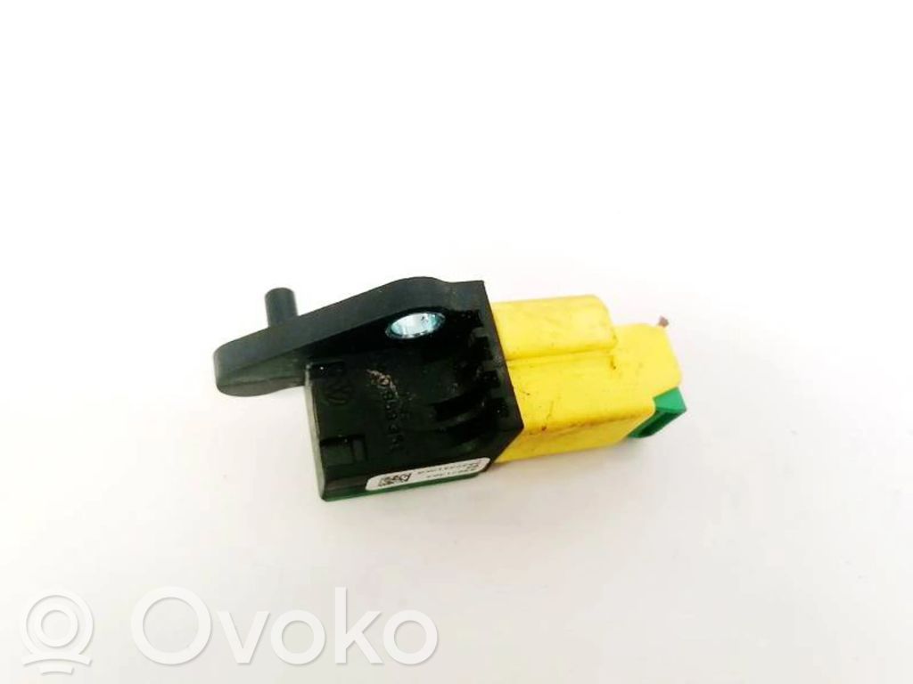 Volkswagen PASSAT B6 Senzor impact/declanșare airbag 