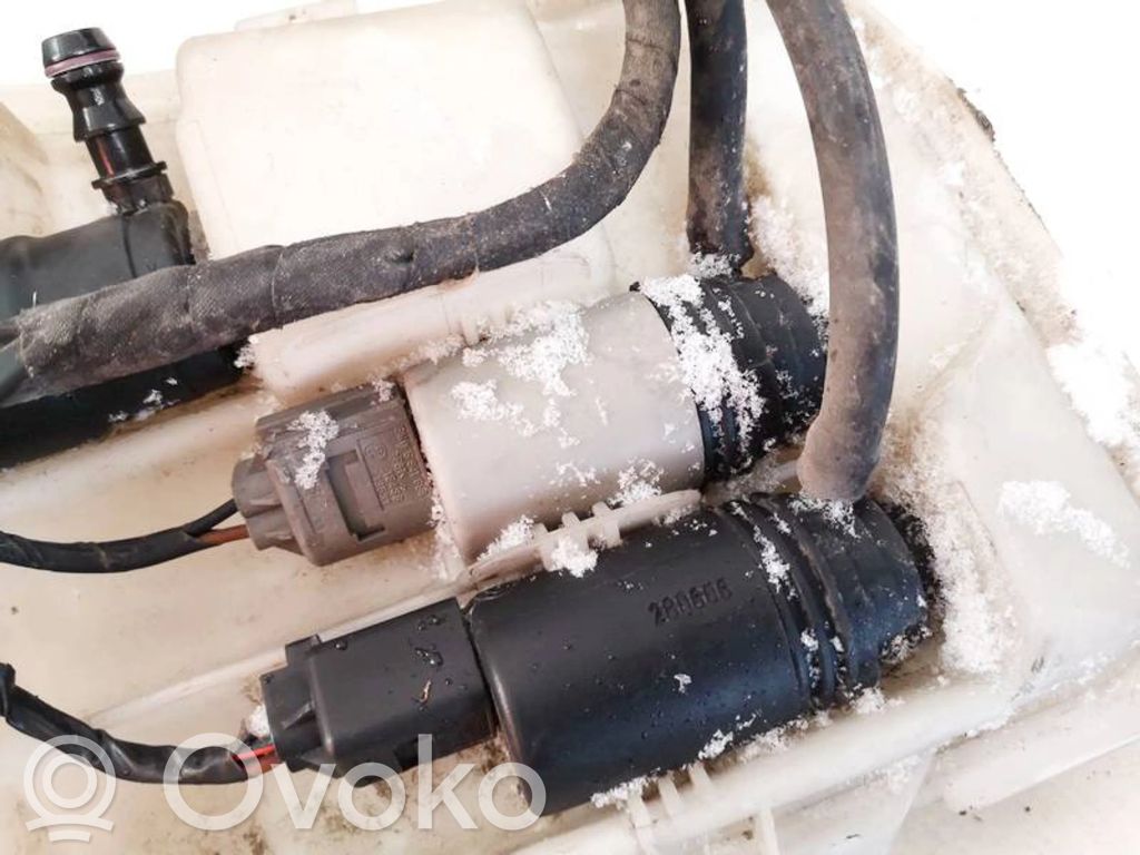Windscreen/windshield washer pump