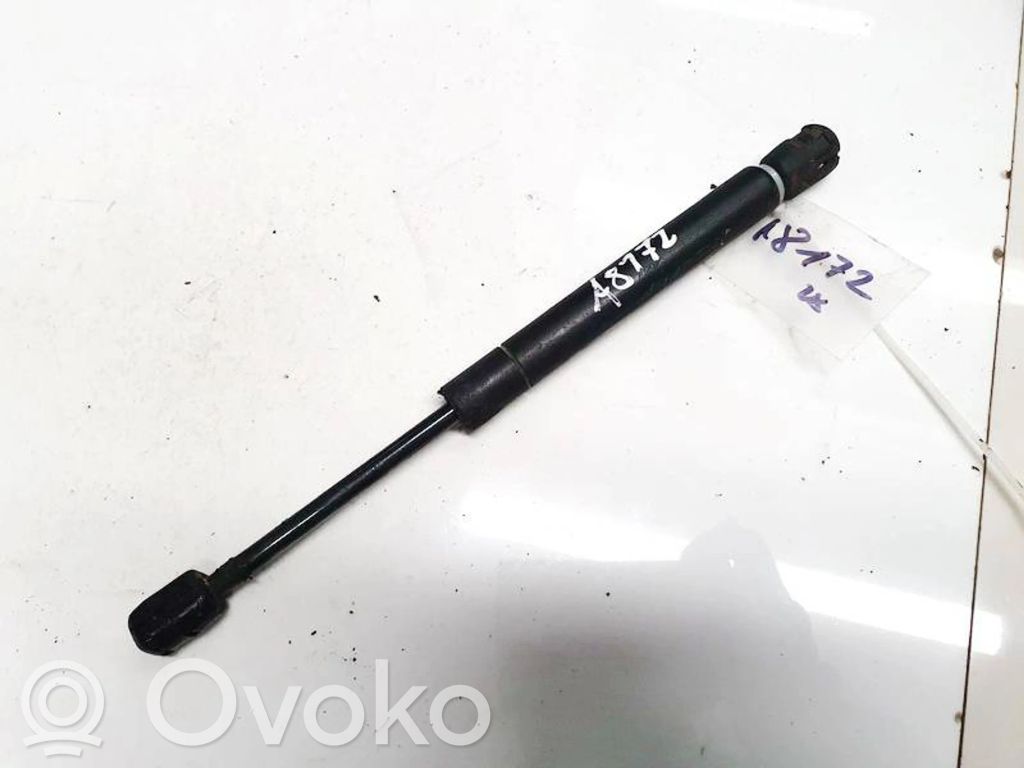 Volkswagen PASSAT B5 Ammortizzatore portellone posteriore/bagagliaio 