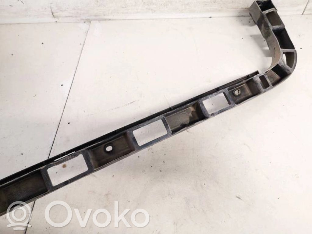 Volkswagen Touran I Uchwyt / Mocowanie zderzaka tylnego 