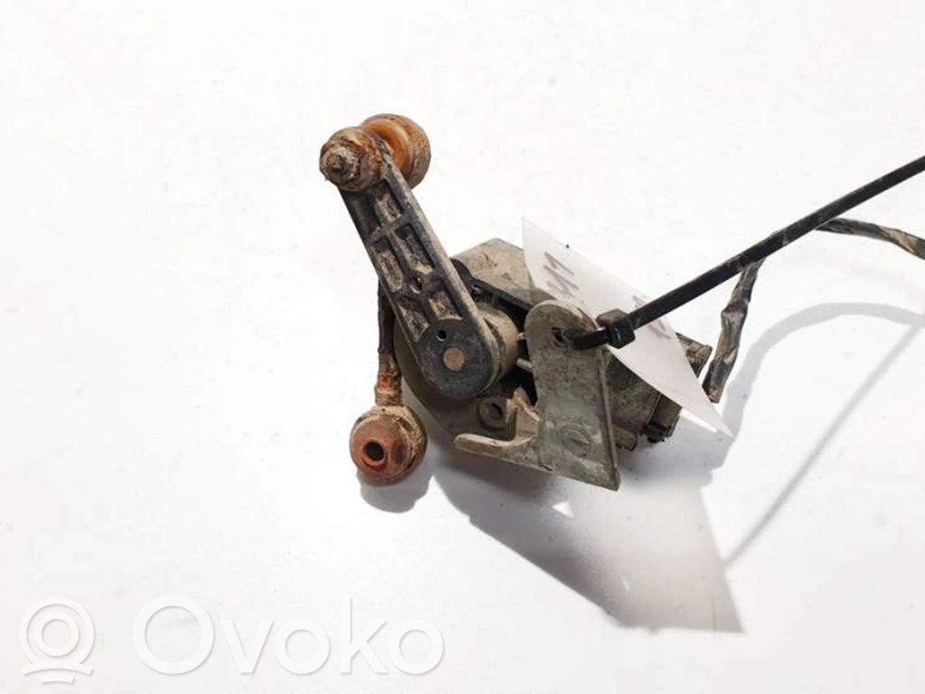 Etukorkeusanturin vipu   1093698,1093698,1093698