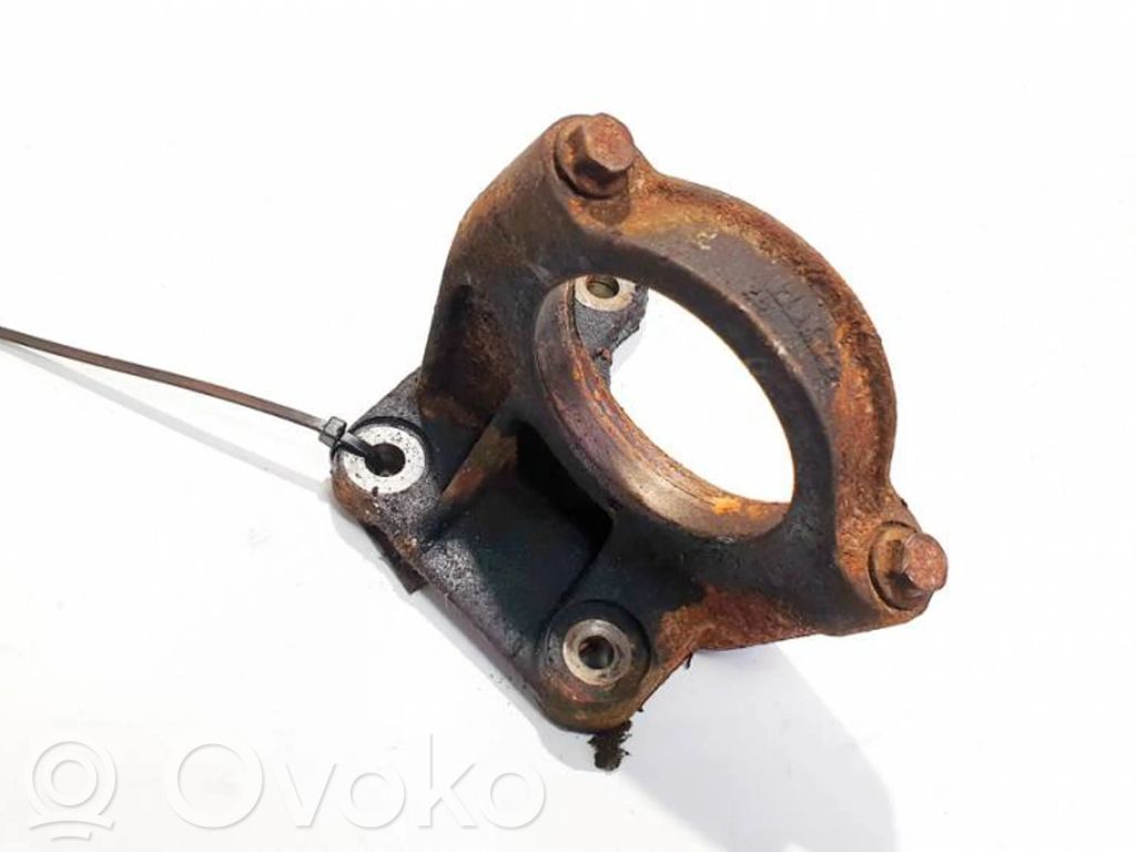 Engine mounting bracket   9143465,7420,7420,9143465