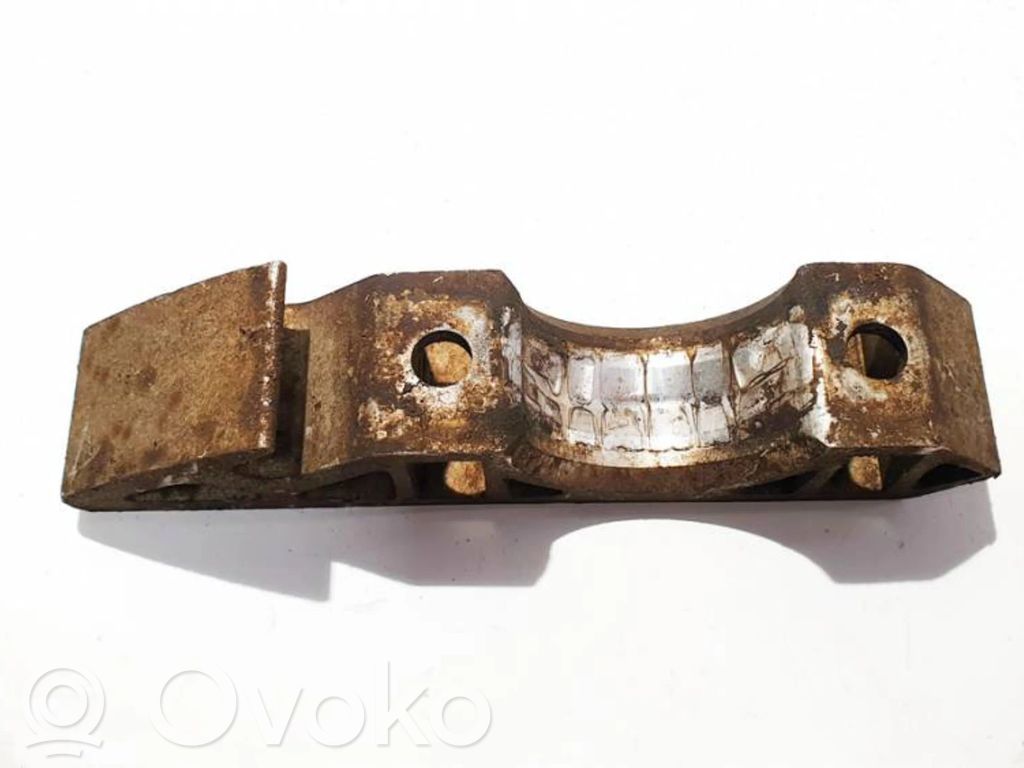 Volkswagen Touareg I Mocowanie stabilizatora osi przedniej