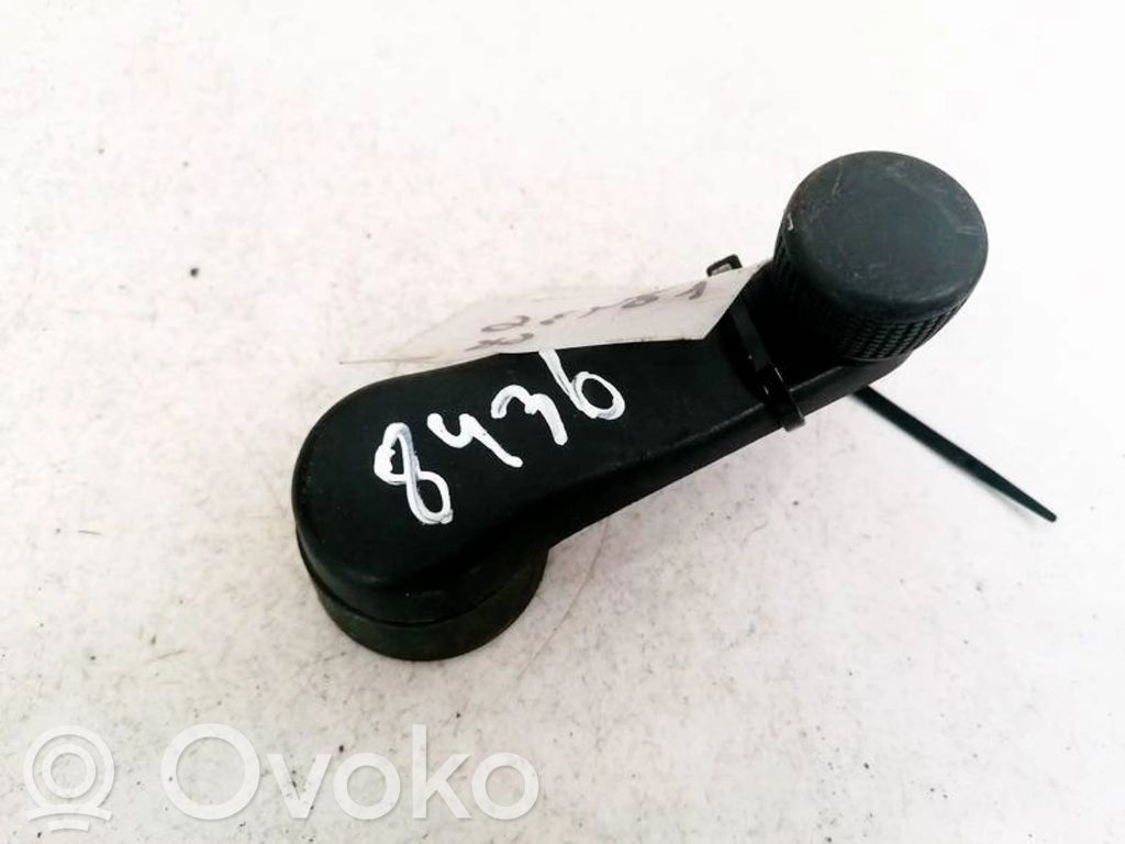 Opel Corsa D Etuoven ikkunan kampi 