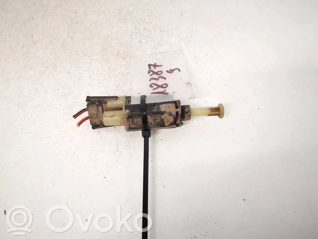 Volkswagen PASSAT B2 Sensor Bremspedal