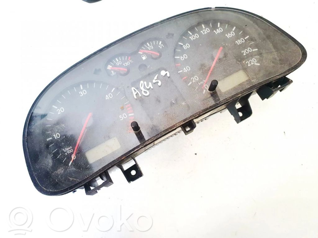 Volkswagen Golf IV Tachimetro (quadro strumenti)