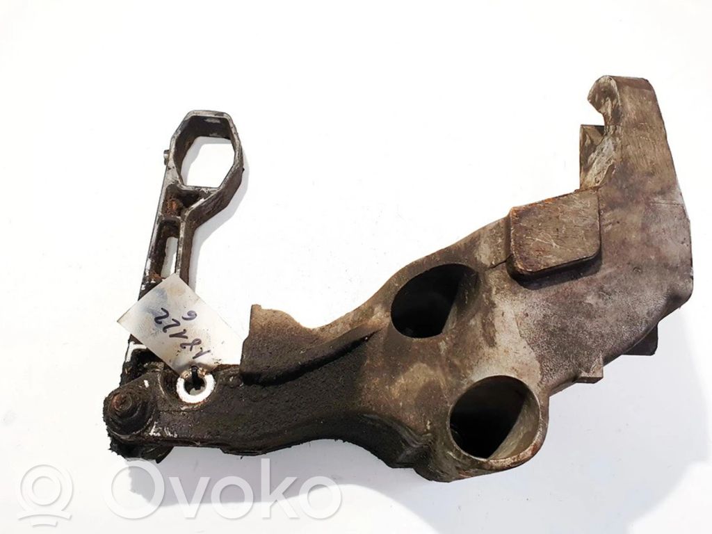 Saab 9-5 Engine mounting bracket 
