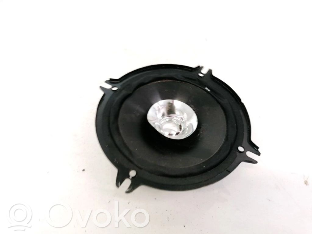 Subaru Outback Altavoz de la puerta delantera 