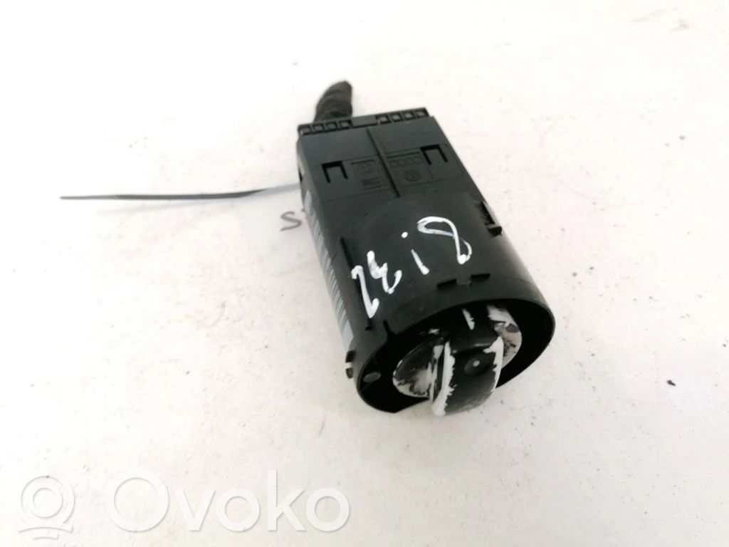 Audi A6 S6 C5 4B Interruptor de luz 