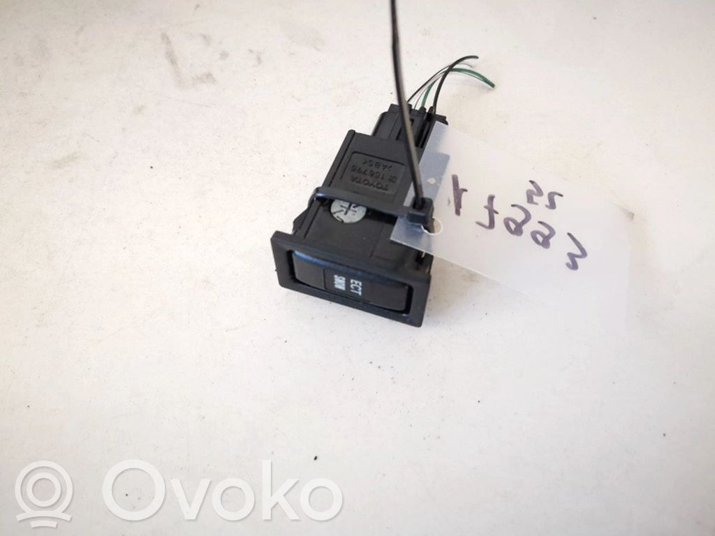 Toyota Avensis T250 Interruttore di controllo della trazione (ASR)