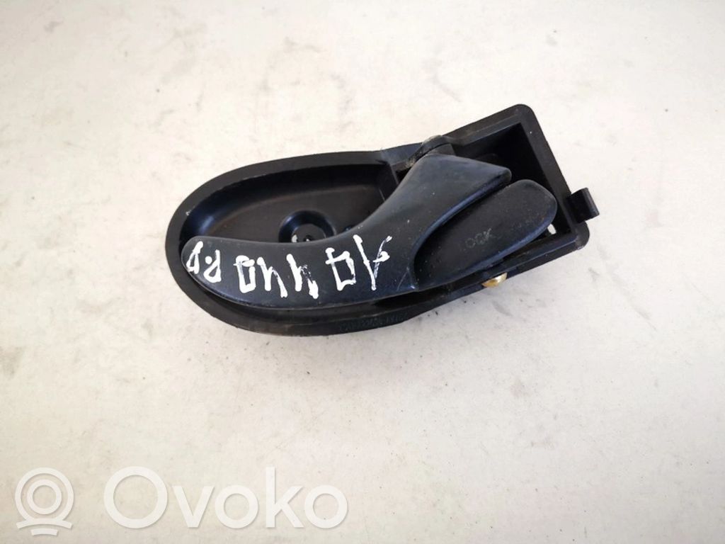 Ford Focus Poignée inférieure de porte avant