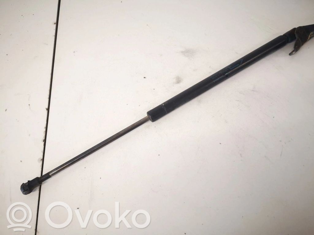 Toyota Corolla E120 E130 Vérin de capot arrière