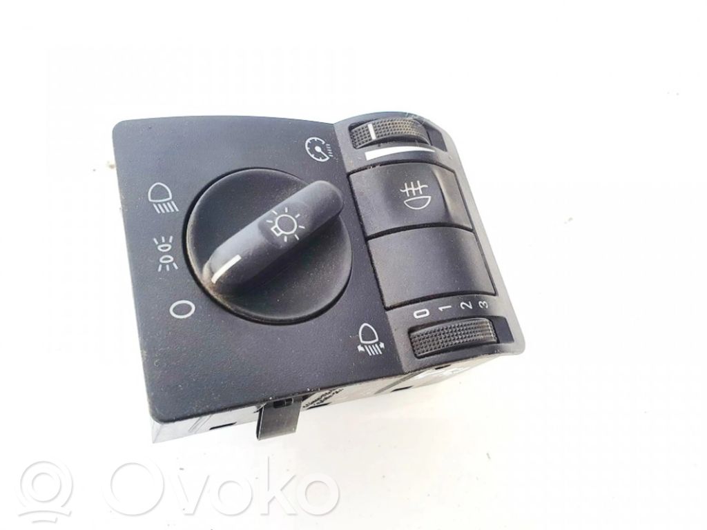 Interrupteur d’éclairage   9116613,0524119,0524119,9116613