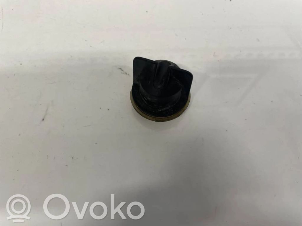 Muu ulkopuolen osa   1S7113K046A,1S7113K046A,1S7113K046A,1S7113K046A
