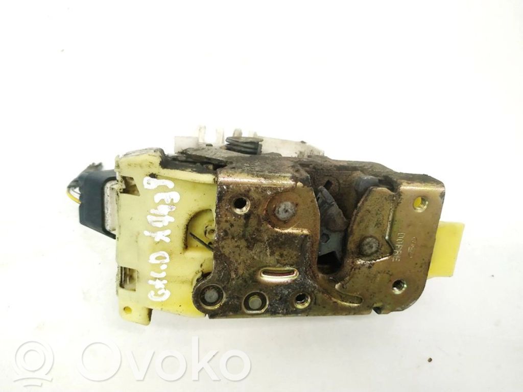 Ford Focus Încuietoare ușă spate 