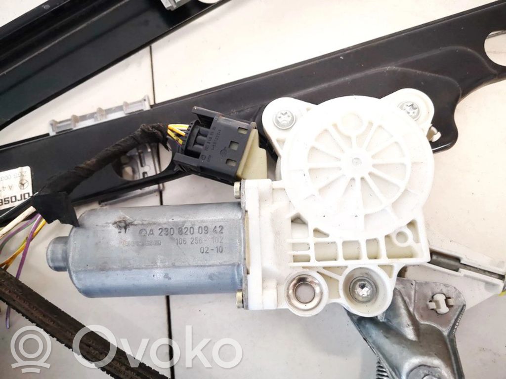 Mercedes-Benz Vaneo W414 Motor macara geam ușă față 