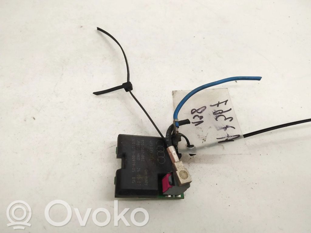 Volkswagen Golf V Centralina antenna 