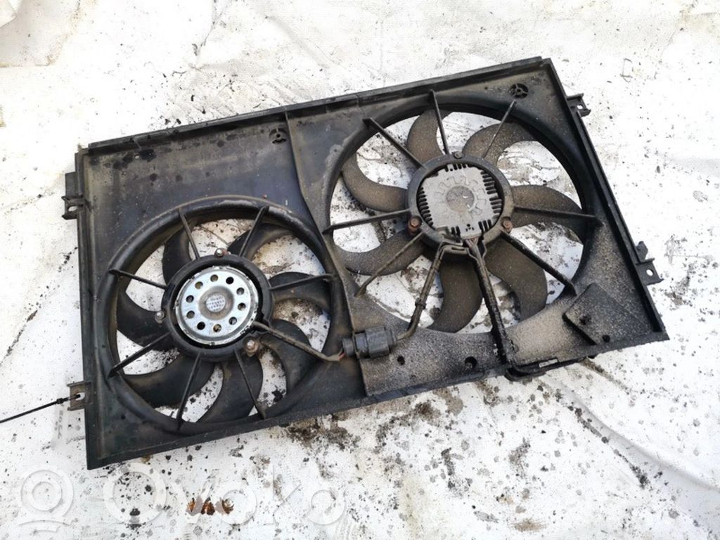 Skoda Octavia Mk2 (1Z) Convogliatore ventilatore raffreddamento del radiatore
