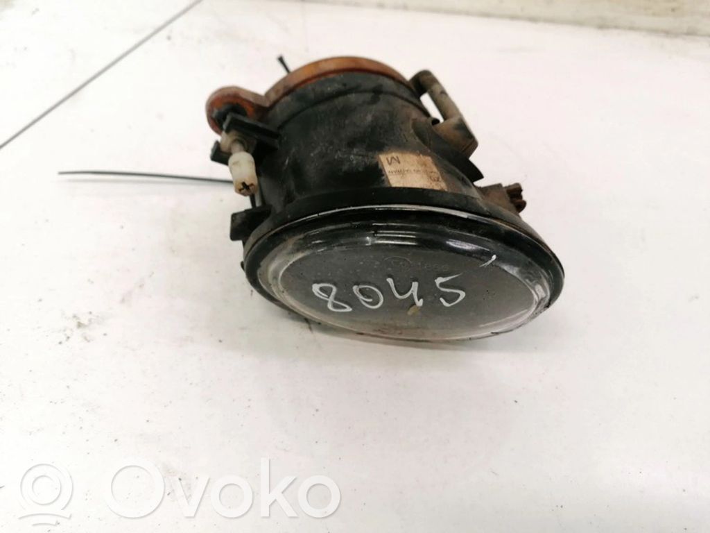 Saab 9-5 Miglas lukturis priekšā 