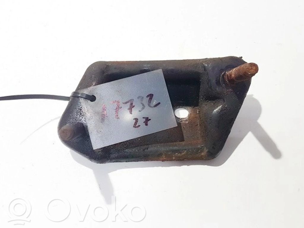 Soporte de montaje del motor (Usadas)