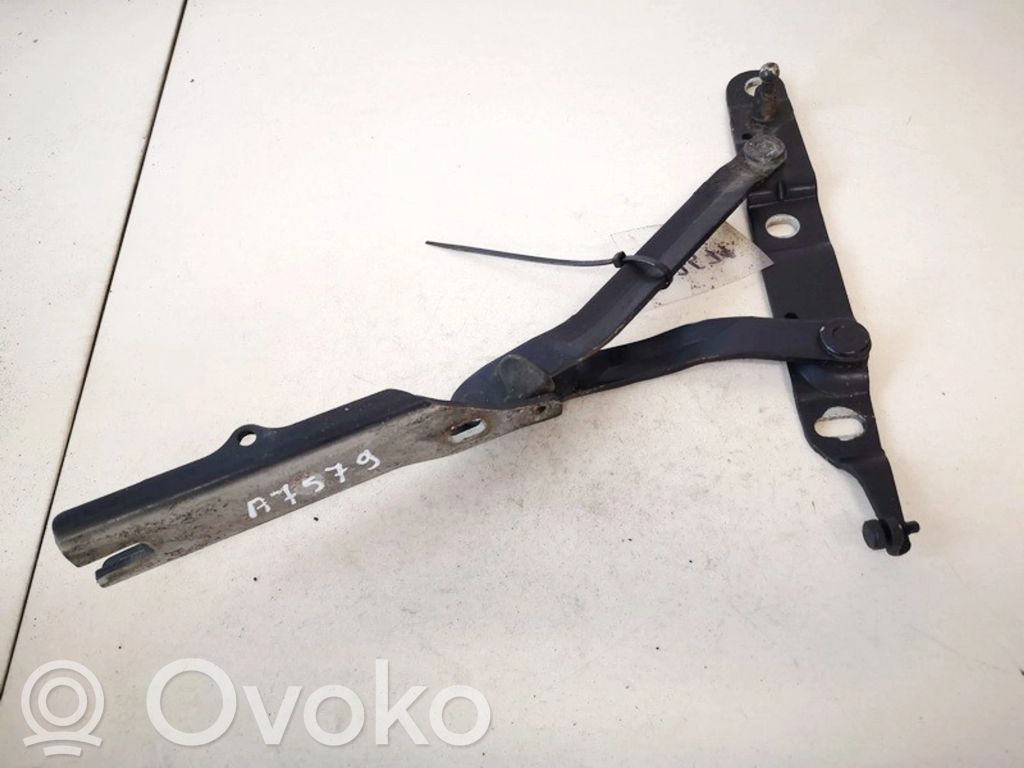 Saab 9-5 Tailgate/trunk/boot hinge 