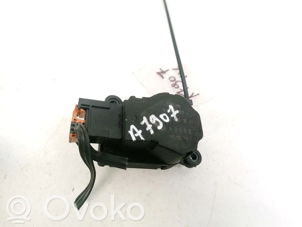 Mercedes-Benz C W203 Motor/actuator clapetă aer 